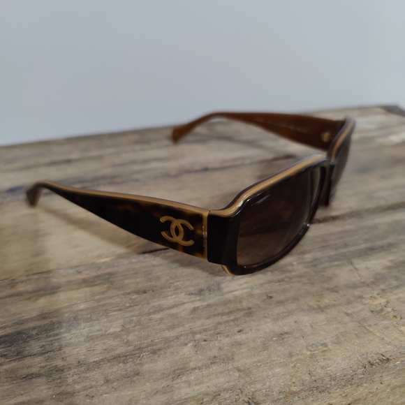 Chanel sunglasses Authentic chic brown tortoise shell Logos - Picture 3 of 16